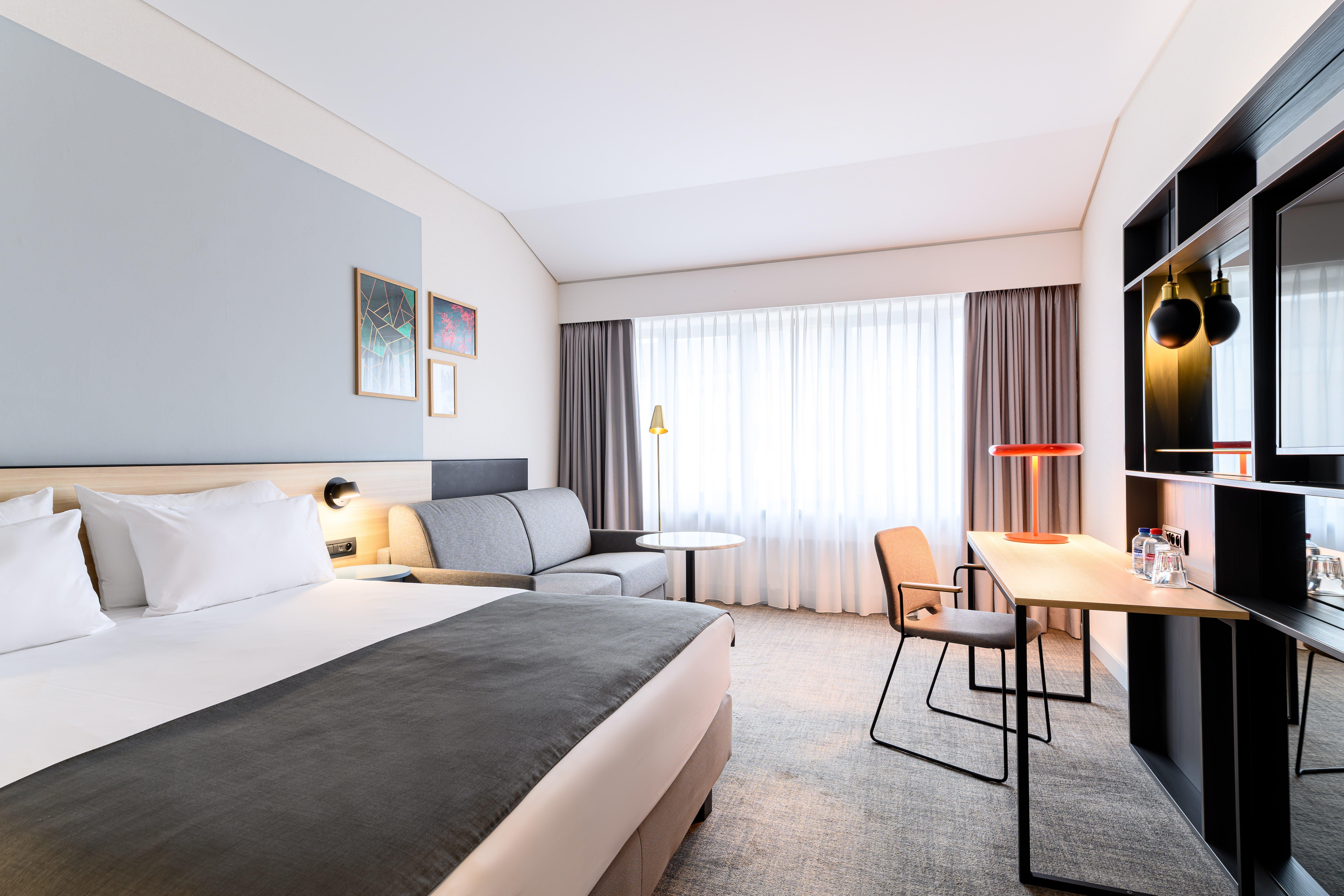 Holiday Inn Hasselt By Ihg Ngoại thất bức ảnh