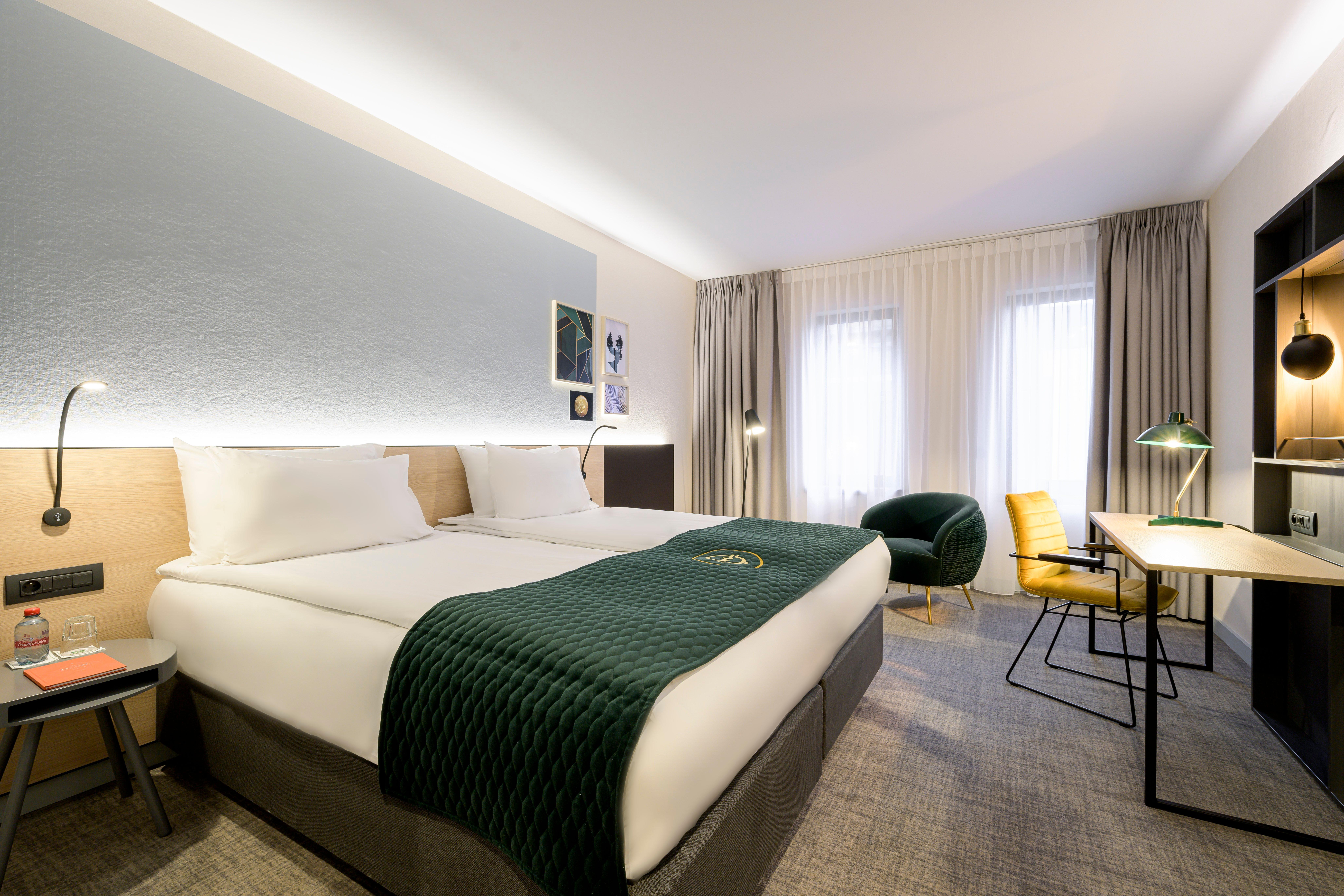 Holiday Inn Hasselt By Ihg Ngoại thất bức ảnh